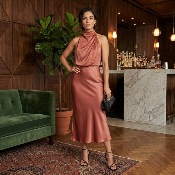 Vera | Vestido Longo de Festa em Cetim