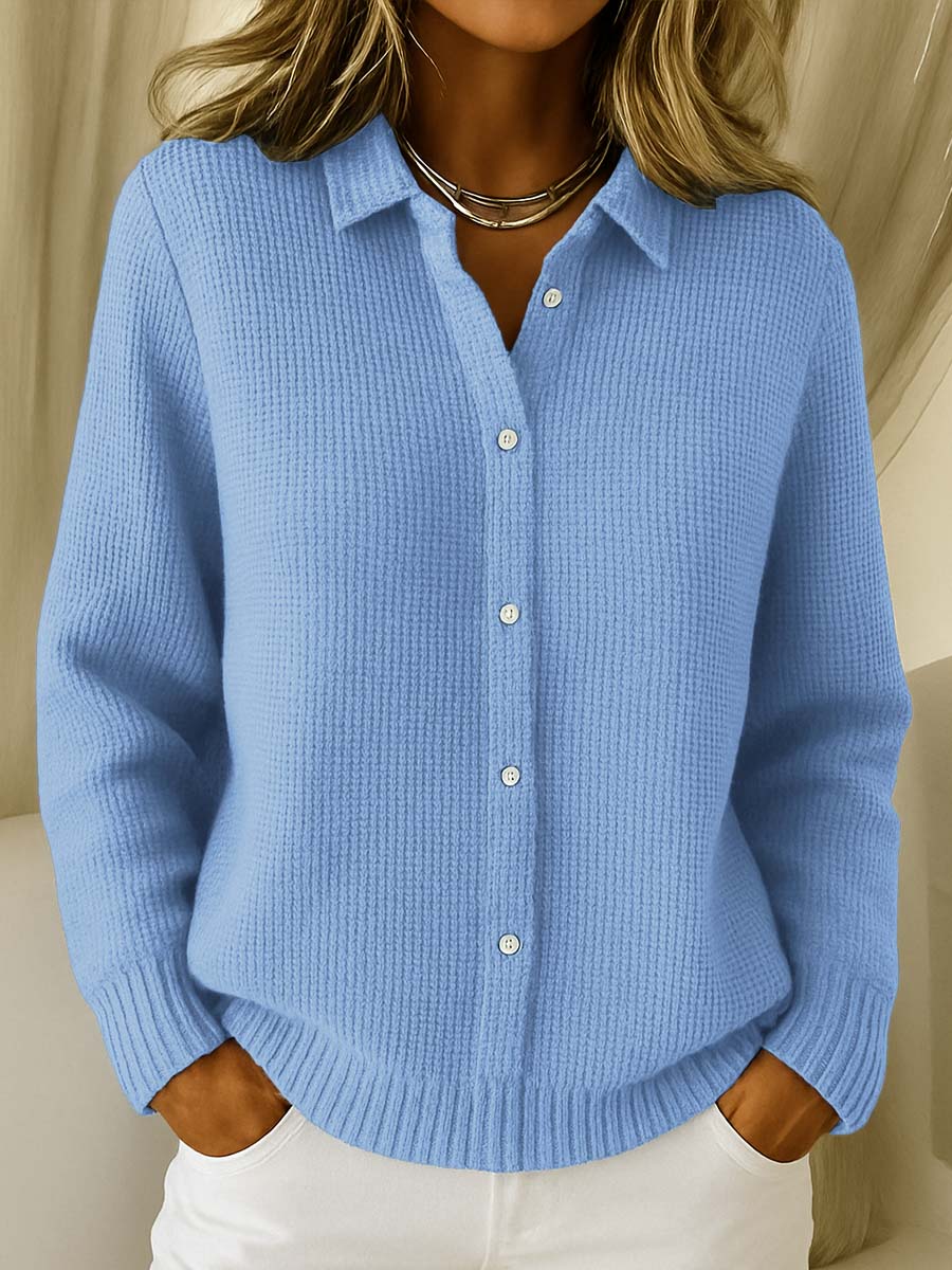 Efigénia | Clássico Cardigan de Malha com Botões