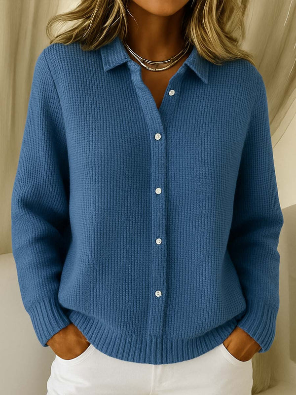 Efigénia | Clássico Cardigan de Malha com Botões
