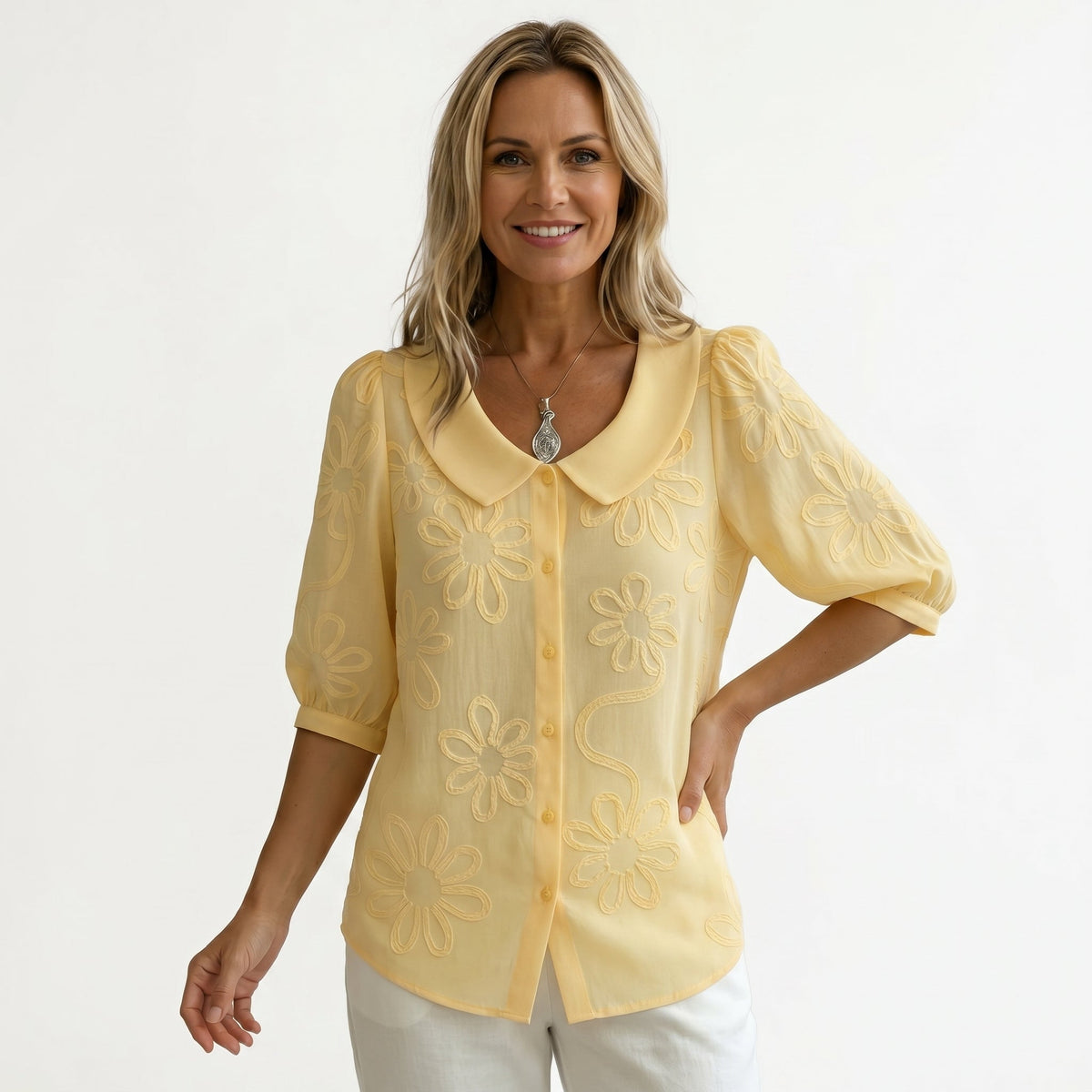 Anabela | Blusa Romântica com Bordados de Margaridas