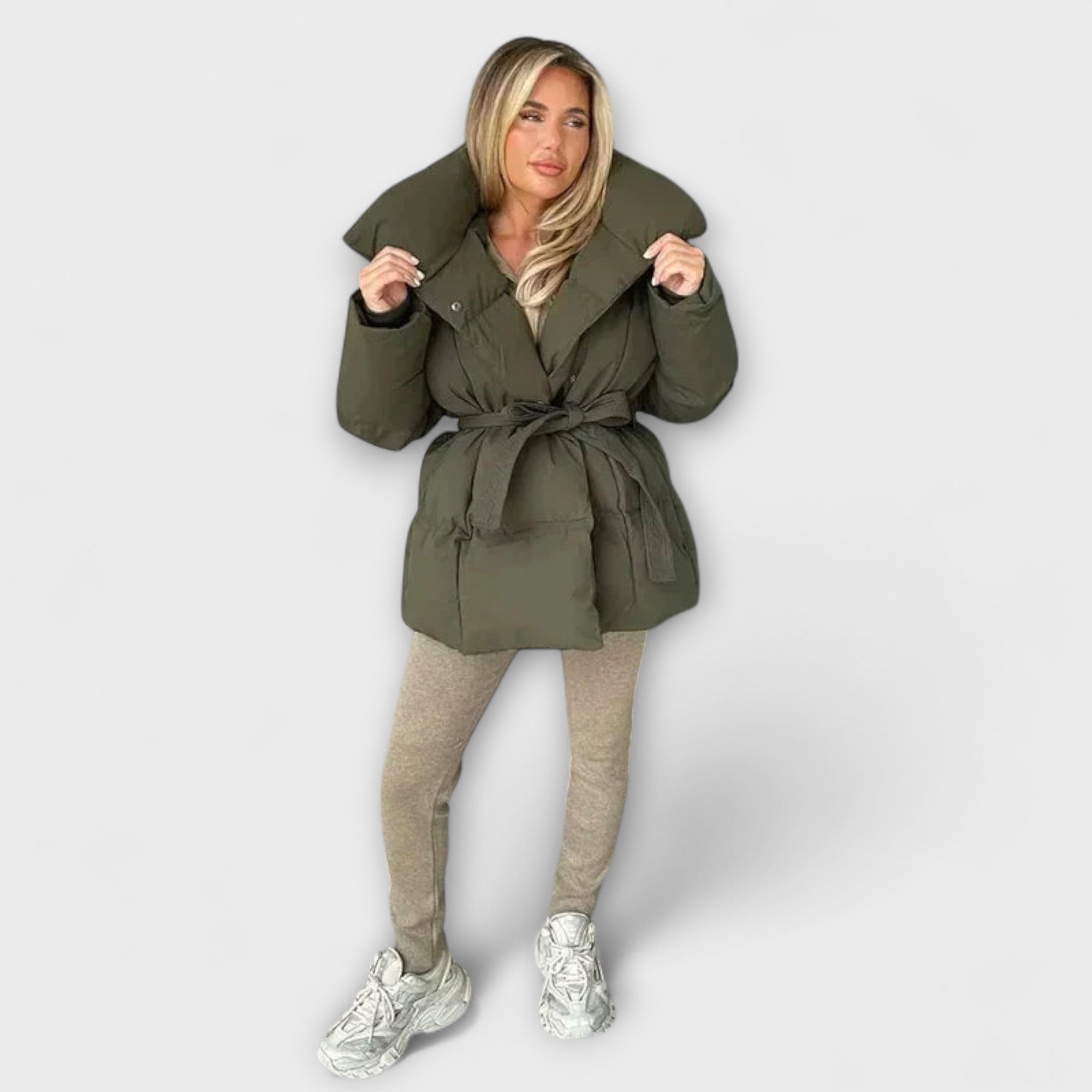 Corina | Casaco Elegante Puffer